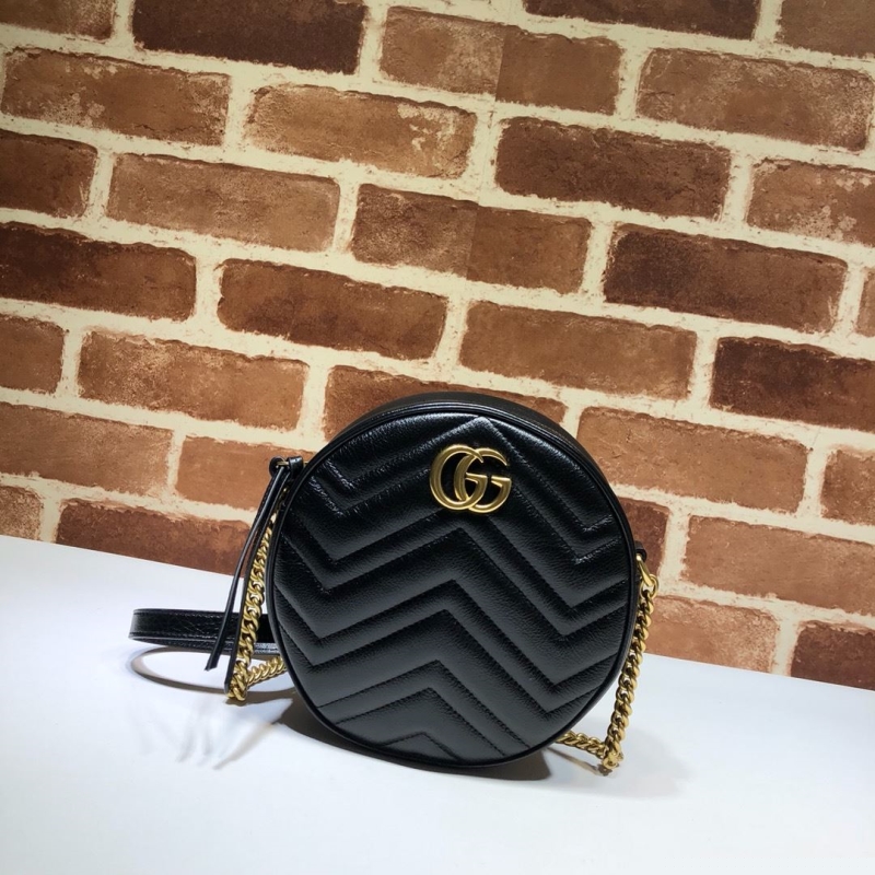 G*u*i round bags